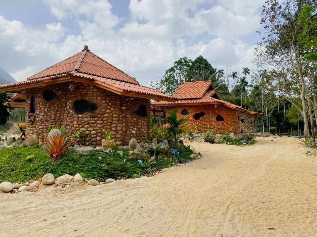 ลีลา โฮมสเตย์ Leela Homestay Chang Klang District Екстериор снимка