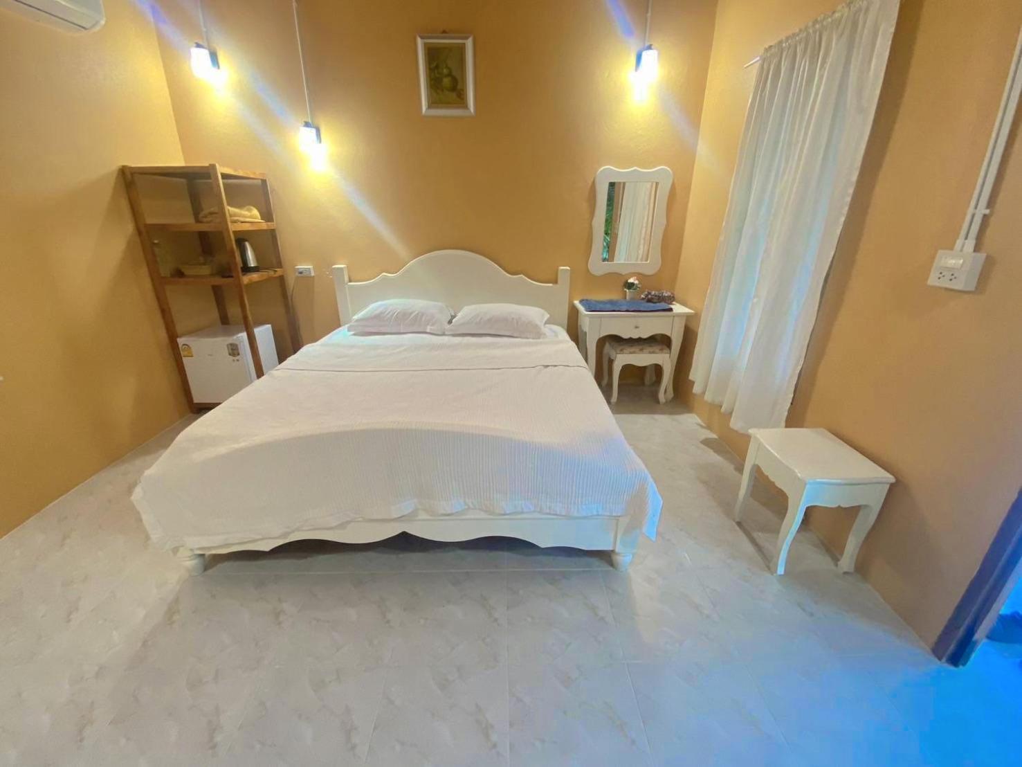 ลีลา โฮมสเตย์ Leela Homestay Chang Klang District Екстериор снимка