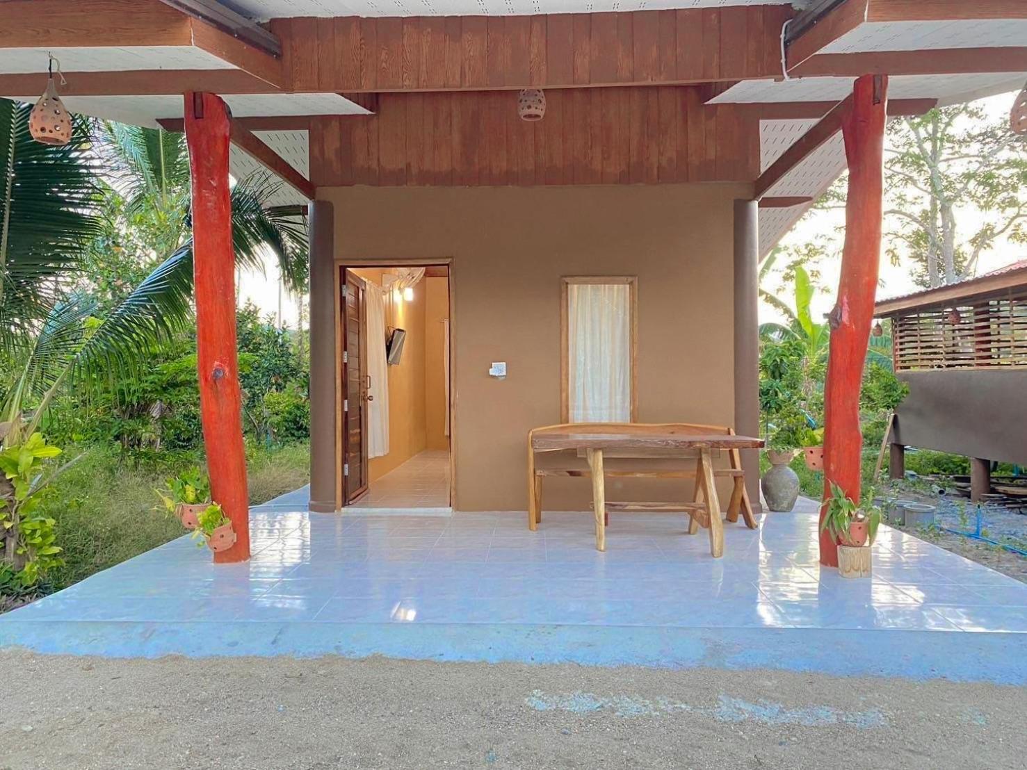 ลีลา โฮมสเตย์ Leela Homestay Chang Klang District Екстериор снимка